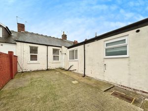 Photo 9- click for photo gallery